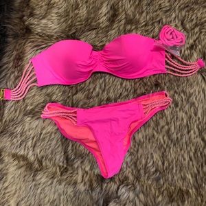 NWT Victoria’s secret bra top bikini set